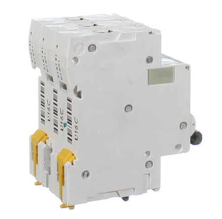 Clipsal Max 4 Miniature circuit breaker 3P 16 A C curve 6000 A 415 V | White | 4CB316/6