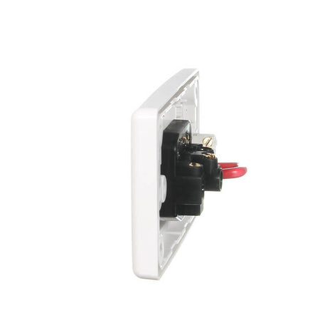 Clipsal 2000 Series 20A Single Power Point | White Electric | 2015/20-WE