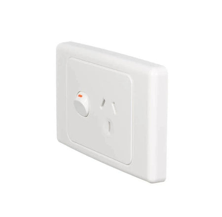 Clipsal 2000 Series Single Power Point 10A, 250V | White Electric | 2015-WE