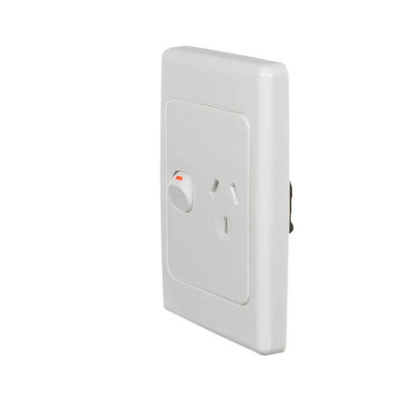 Clipsal 2000 Series Single Vertical Power Point 10A | White Electric | 2015V-WE