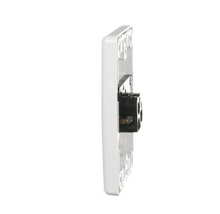 Clipsal 2000 Series Single Vertical Power Point 10A | White Electric | 2015V-WE