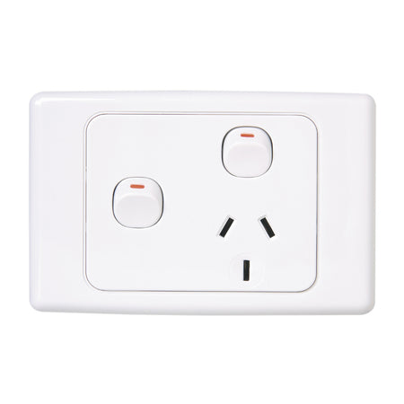 Clipsal 2015X-WE White Electric single power point with extra switch, front view