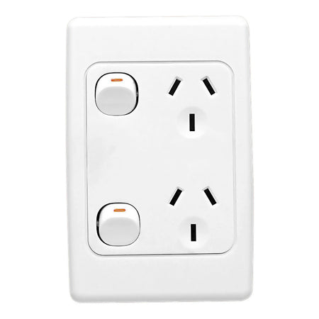 Clipsal 2025V-WE 2000 Series double vertical power point in White Electric – front view