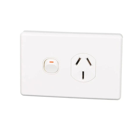 Clipsal Classic C2000 20A Single Power Point | White Electric | C2015/20-WE