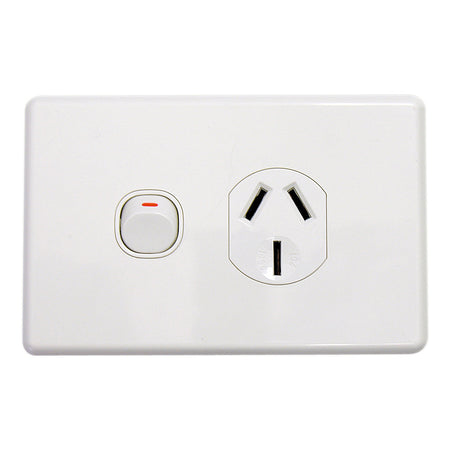 Clipsal C2015/20-WE Classic C2000 20A single power point in White Electric, front view
