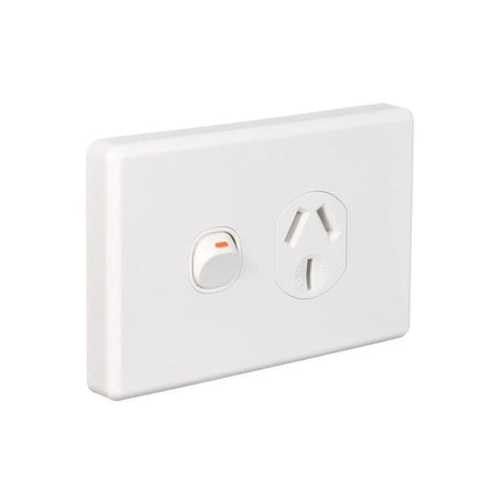 Clipsal Classic C2000 20A Single Power Point | White Electric | C2015/20-WE