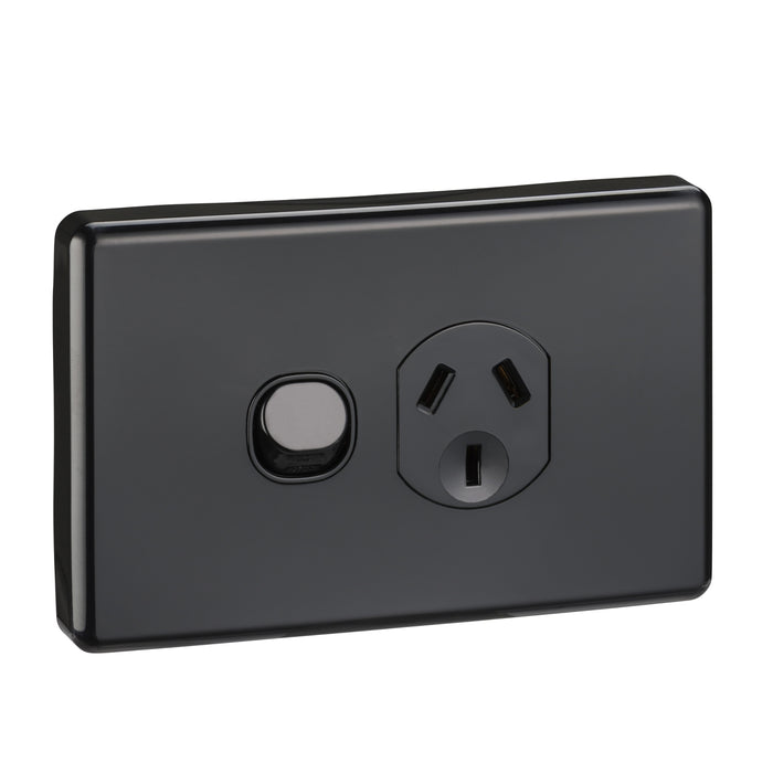 Clipsal Classic C2000 Single Power Point 10A | Black | C2015-BK