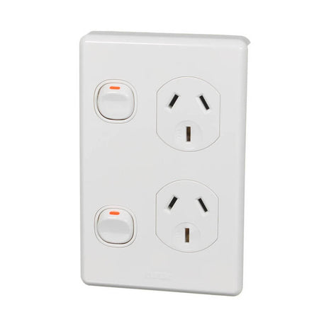 Clipsal Classic Vertical Double Power Point 10A 250V | White Electric | C2025V-WE