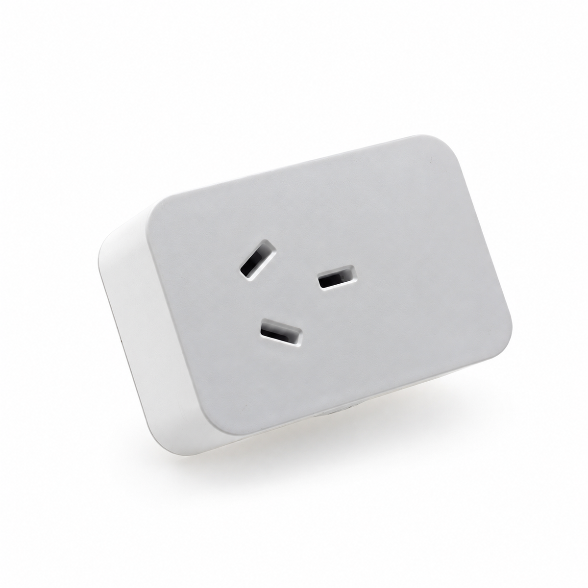 RSH WS008-AU white AU Wi-Fi smart plug front socket view