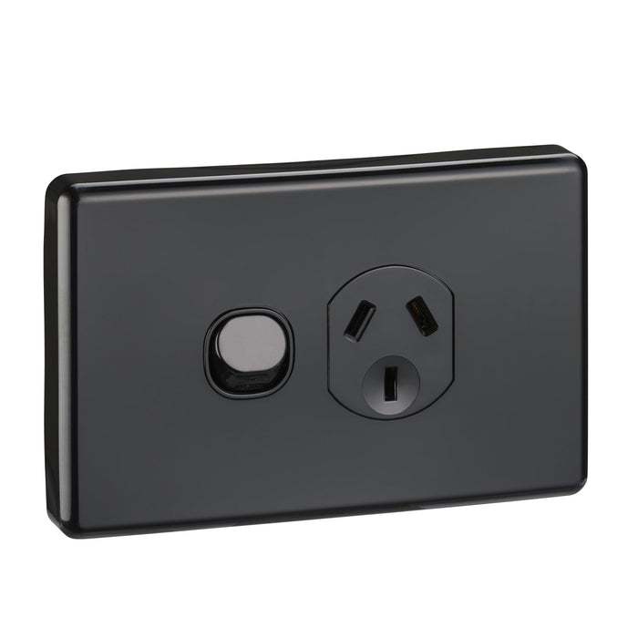 Clipsal Classic C2000 Single Power Point 10A | Black | C2015-BK